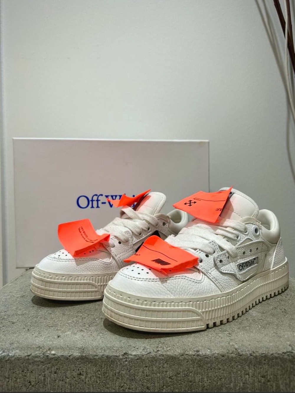 Off-White 3.0 Off Court Low White US 6W